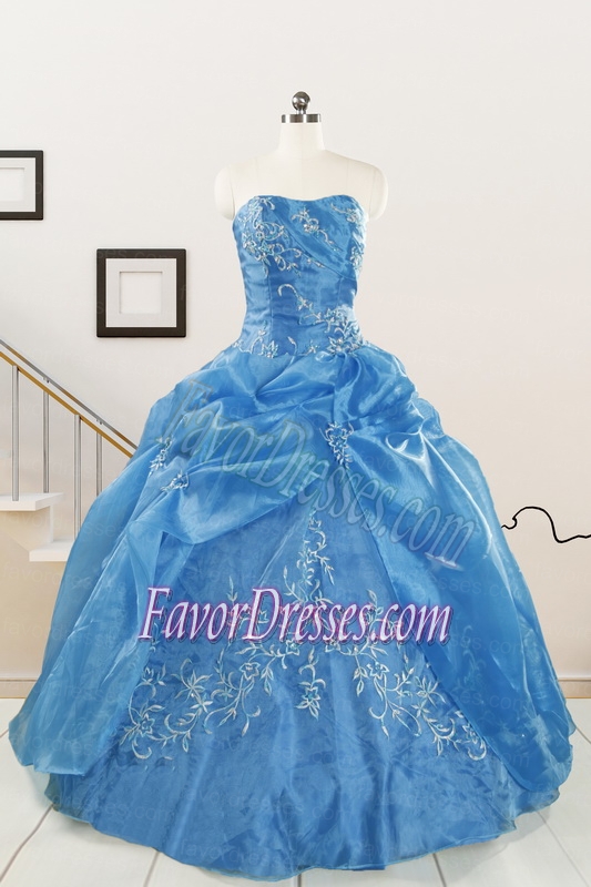 Classical Baby Blue Quinceanera Dresses with Embroidery for 2015