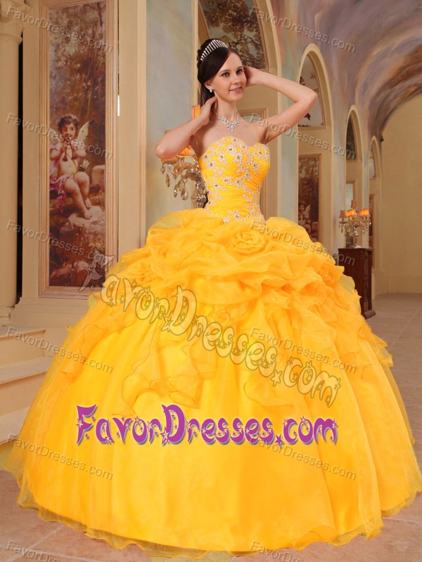 Gold Sweetheart Taffeta and Organza Dresses for Quince with Appliques