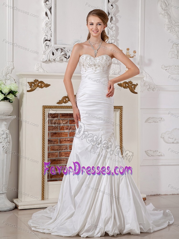 Sweetheart Taffeta Wedding Dress with Ruching and Appliques on Sale