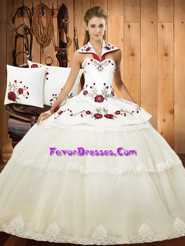  Sleeveless Floor Length Lace and Embroidery Lace Up 15 Quinceanera Dress with White