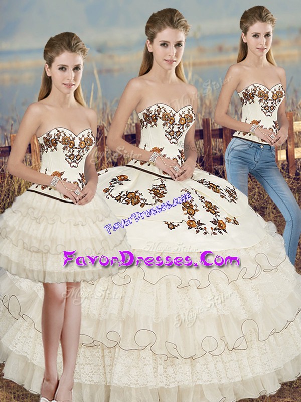 Fine White Sleeveless Organza and Lace Lace Up 15th Birthday Dress for Military Ball and Sweet 16 and Quinceanera