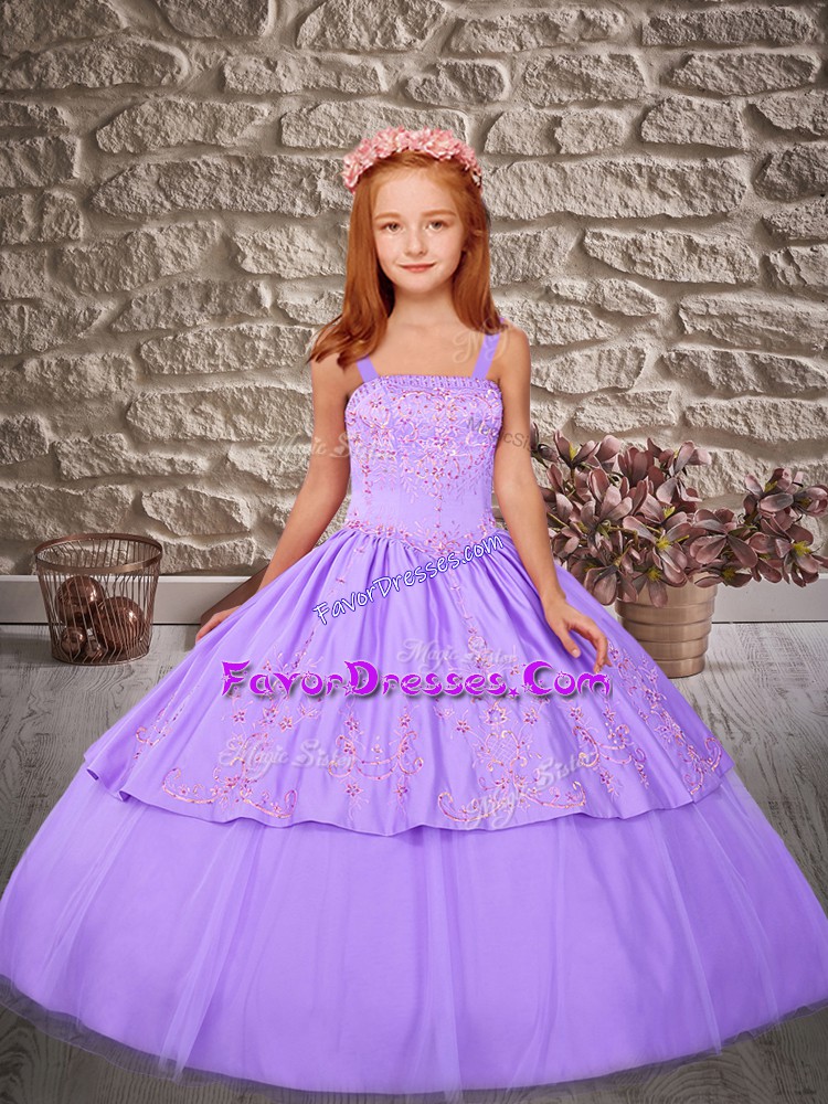 Stylish Straps Sleeveless Little Girls Pageant Gowns Sweep Train Embroidery Lavender Satin and Tulle
