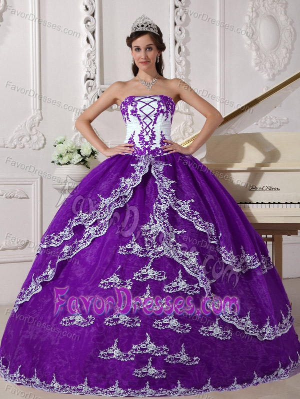 Purple and White Strapless Organza Quinceanera Gown with Appliques