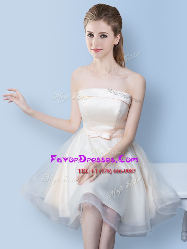 High Quality A-line Wedding Party Dress White Strapless Tulle Sleeveless Knee Length Lace Up