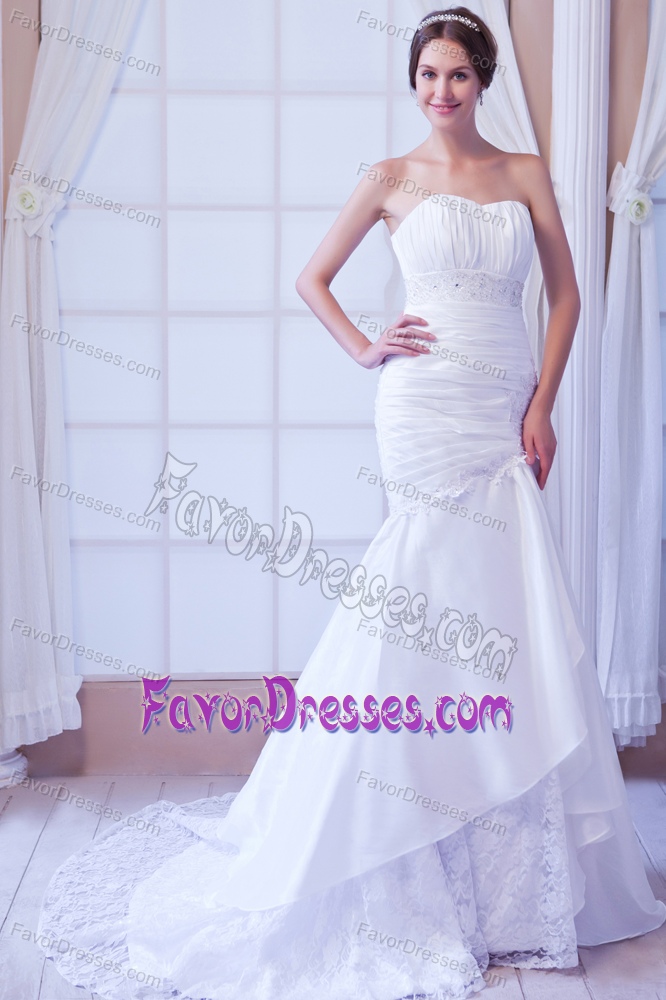 Mermaid Court Train Beauty Wedding Party Dress with Ruches and Beadings