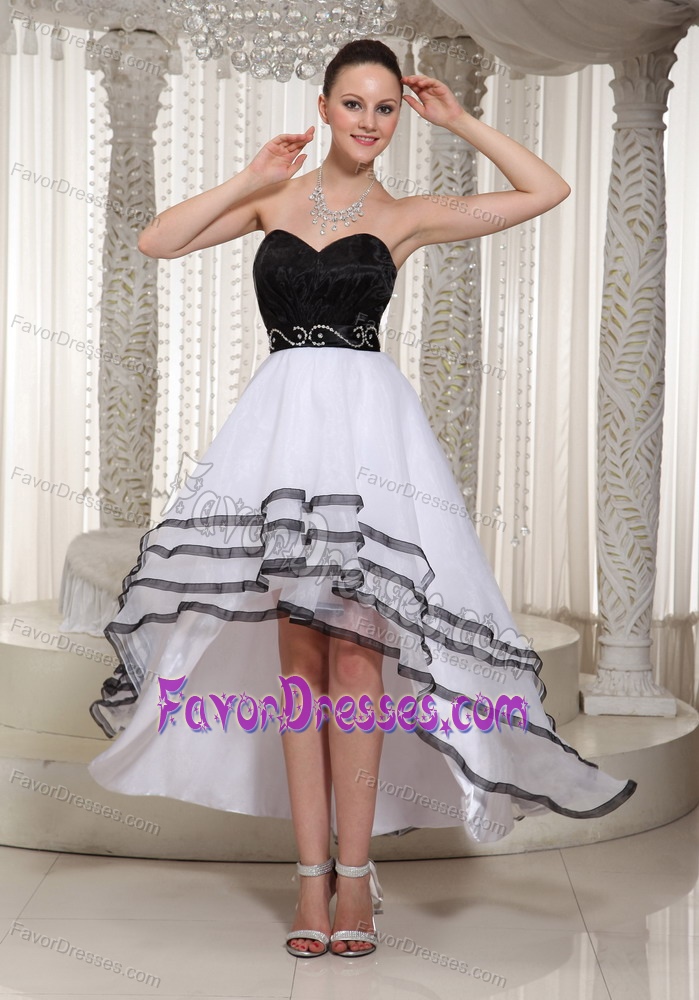 Magnificent Organza High-low Proms Holiday Dresses in Black and White