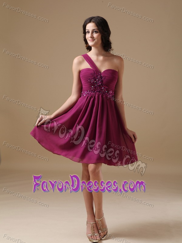 One Shoulder Knee-length Fuchsia Ruched Summer Holiday Dress with Appliques