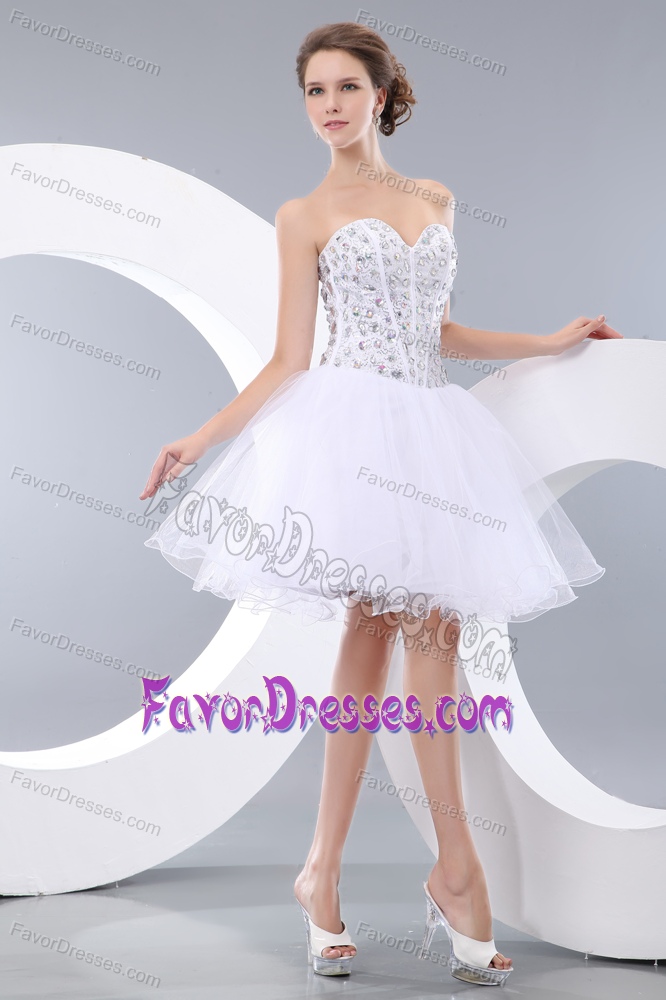 White Sweetheart Mini-length Tulle Prom Dress for Juniors with Beading on Sale