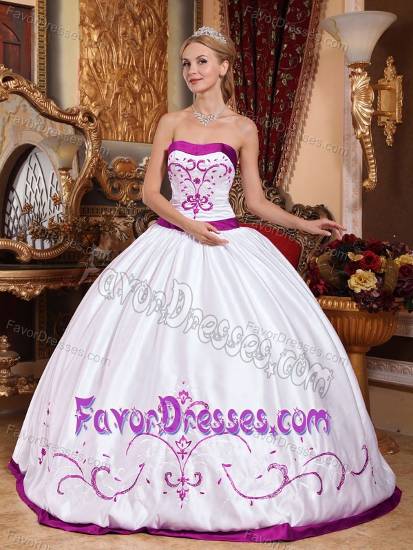 Custom Made Strapless Satin Embroidery Quinceaneras Dresses in White