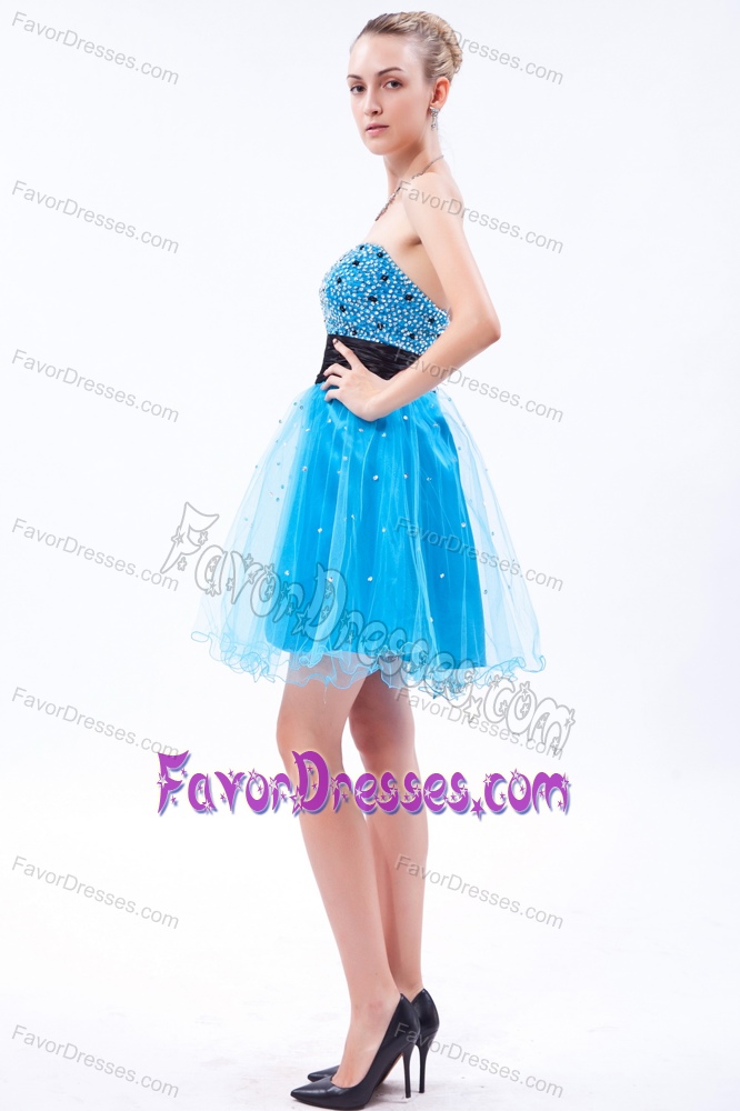 Luxurious Strapless Beaded Organza Short Prom Nightclub Dress in Sky Blue