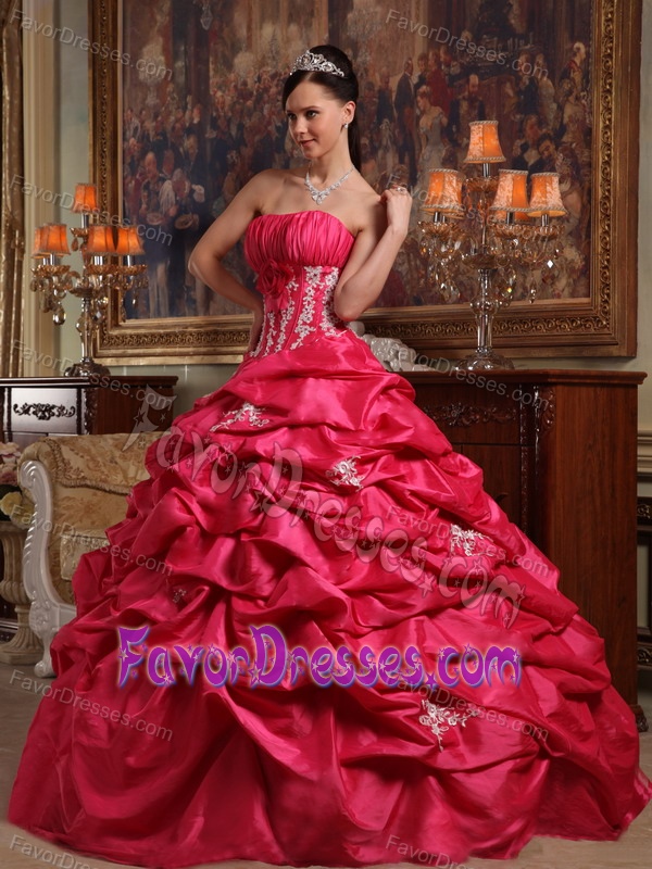 Strapless Appliqued Coral Red Quinceanera Dresses in Taffeta on Sale