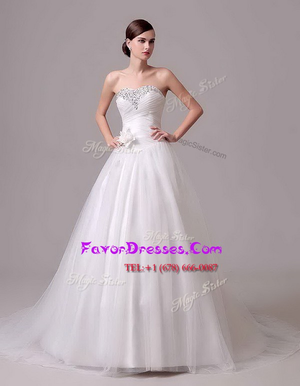  Sleeveless Tulle With Brush Train Lace Up Wedding Dresses in White with Beading and Hand Made Flower