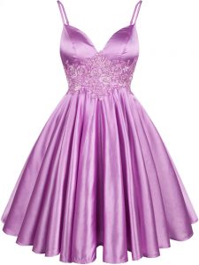 Dazzling Spaghetti Straps Sleeveless Wedding Guest Dresses Knee Length Lace Lilac Elastic Woven Satin