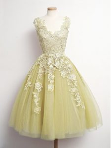 Delicate Tulle Sleeveless Knee Length Quinceanera Court Dresses and Appliques