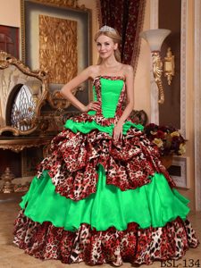 Sexy Strapless Leopard Quinceanera Dresses with Ruffled Layers in Spring Green