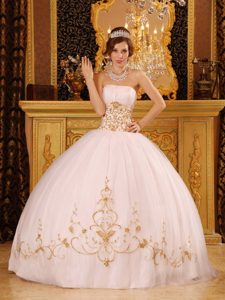White Quinceanera Gowns in Satin and Organza with Appliques