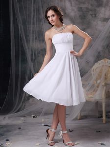 Simple White Strapless Chiffon Dama Dress with Ruching for Cheap
