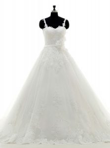 Lace White Sleeveless Tulle Brush Train Side Zipper Wedding Dress for Wedding Party