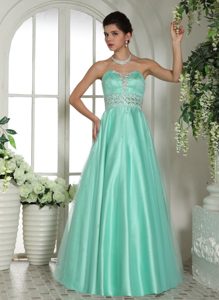 Sweetheart Beaded Trendy Prom Dresses with Rhinestones in Apple Green