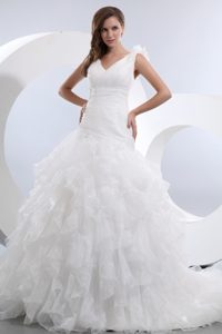 V-neck Taffeta and Organza Perfect Wedding Dress with Ruffles