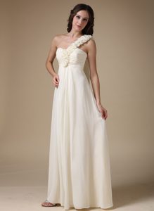 White Empire One Shoulder Chiffon Bridesmaid Dress with Hand Made Flowers