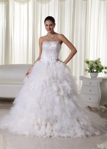 Fashionable Strapless Chapel Train Satin and Organza Wedding Bridal Gown