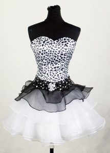 Sweetheart Leopard Prom Dress in Mini-length with Ruffled Layers and Beadings
