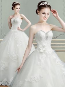 Tulle Sleeveless Floor Length Wedding Gowns and Beading and Appliques